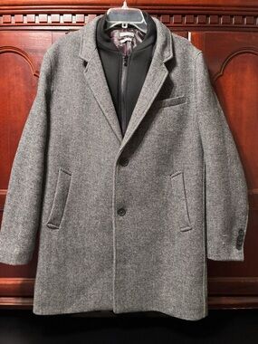 Michael Kors Gray Herringbone wool blend pea Coat w/Black removable Inner bibby